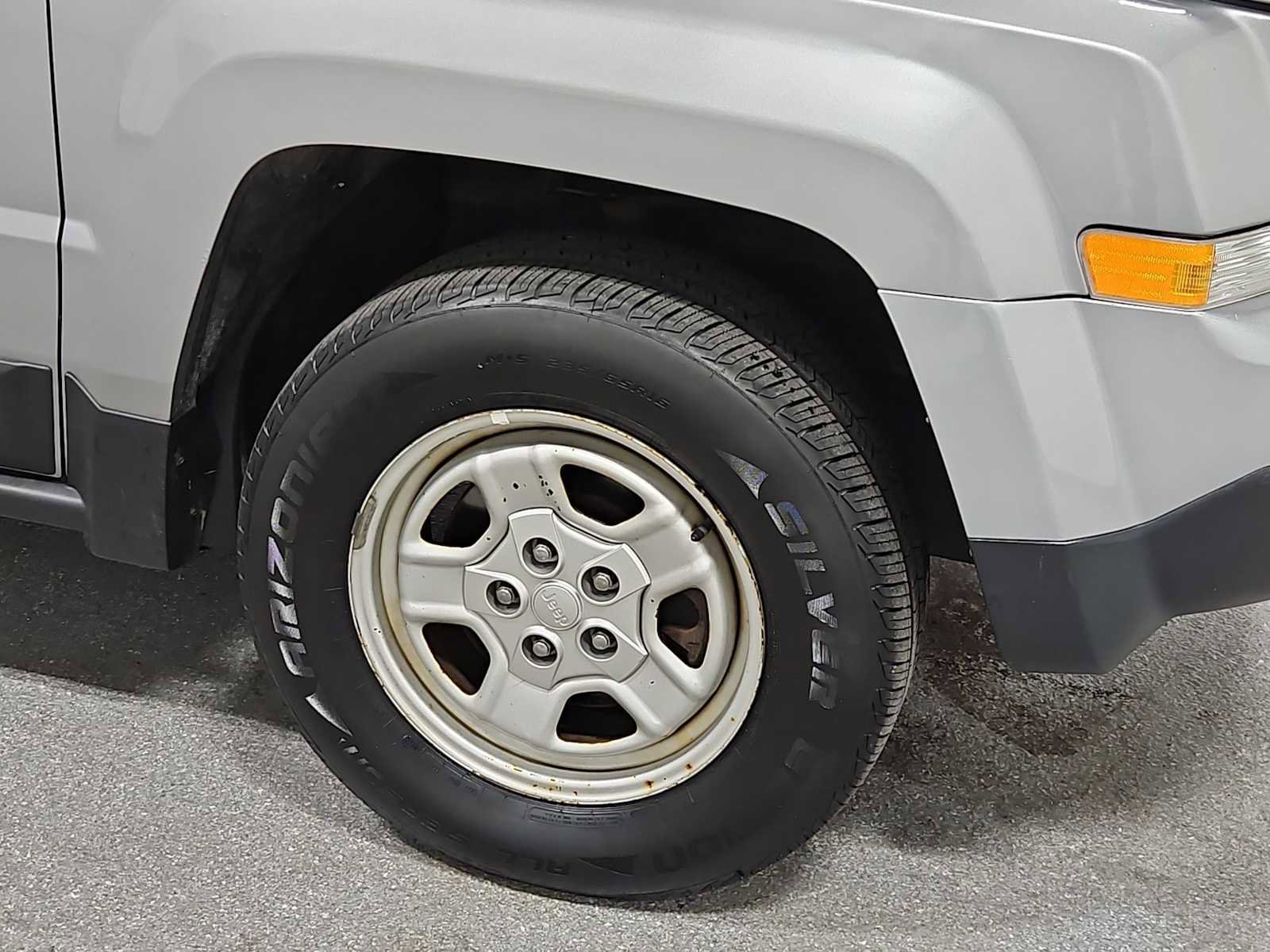 Used 2016 Jeep Patriot Sport w/ Power Value Group image 11