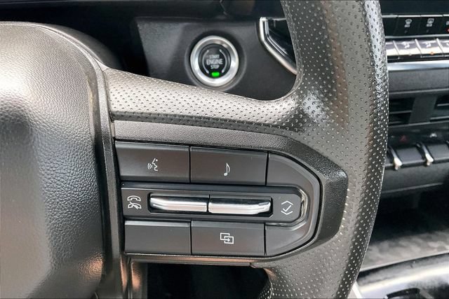 Used 2023 Chevrolet Colorado Trail Boss w/ Technology Package AWD/4WD image 18