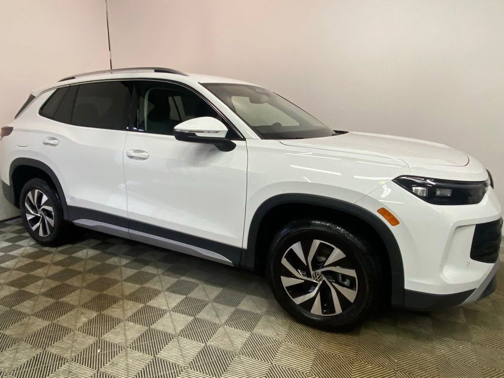 New 2026 Volkswagen Tiguan S image 3