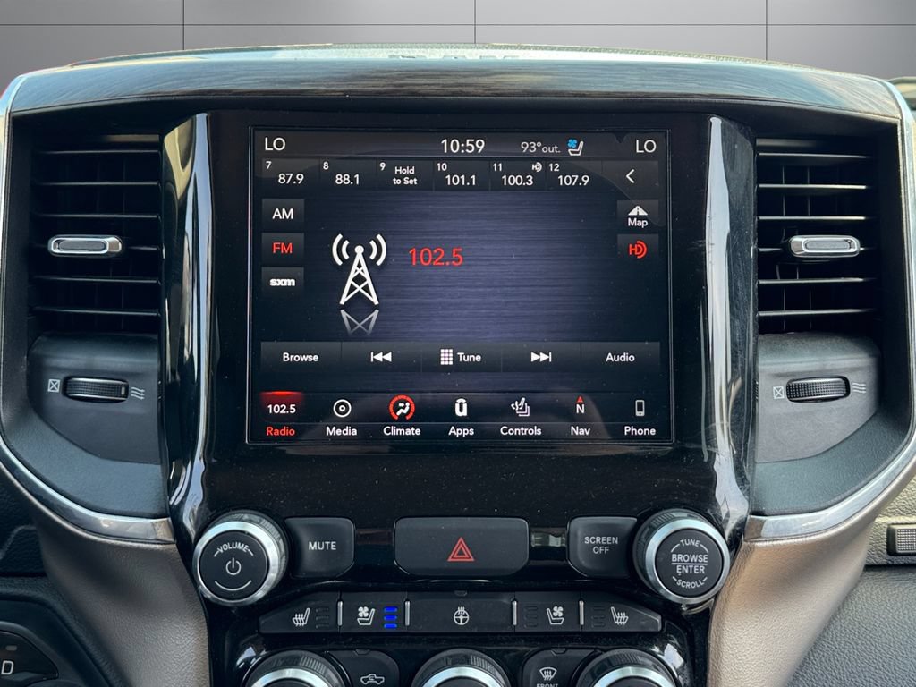 Used 2019 RAM 1500 Laramie AWD/4WD image 21