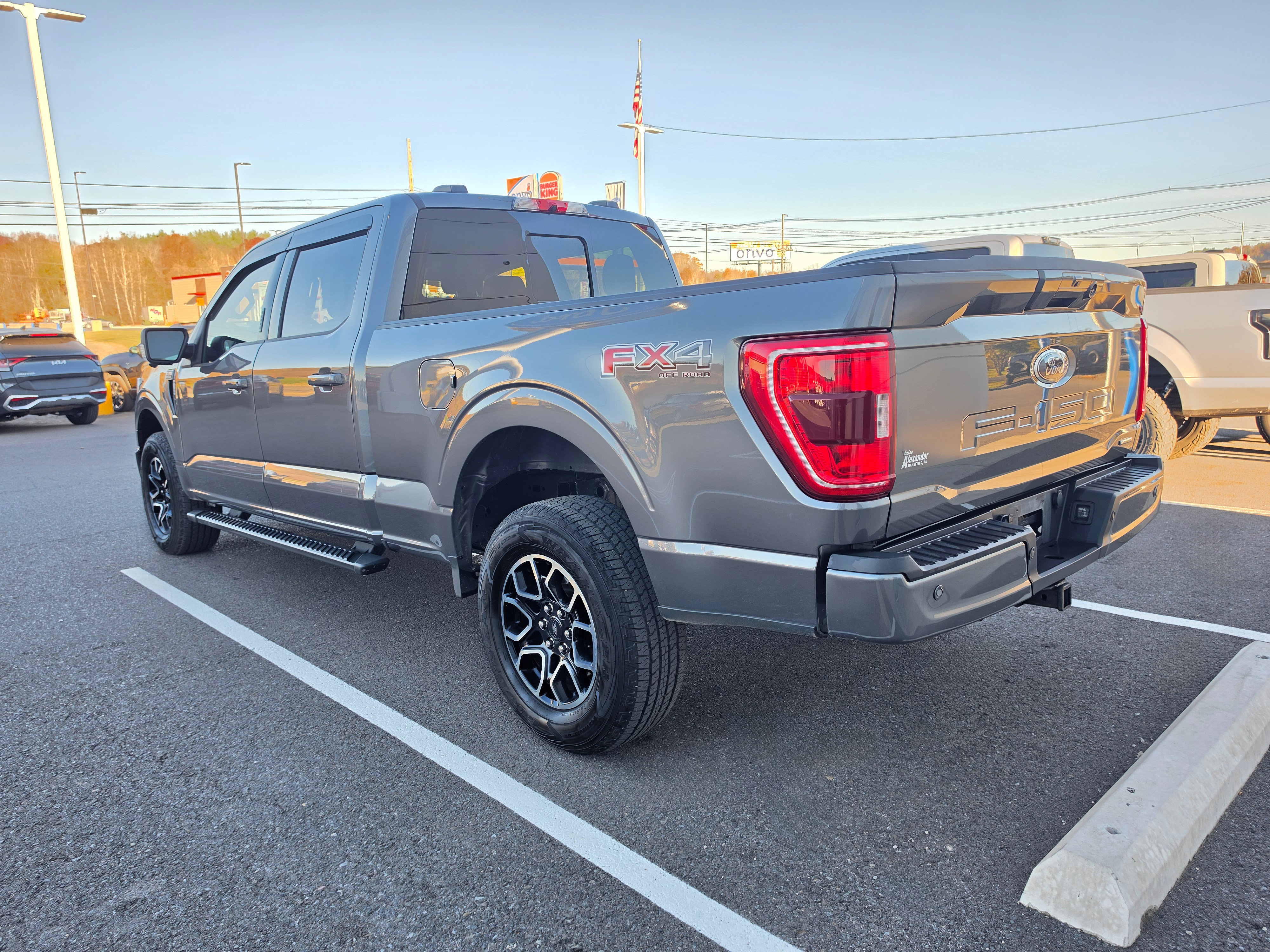Used 2022 Ford F150 XLT w/ Equipment Group 302A High AWD/4WD image 6