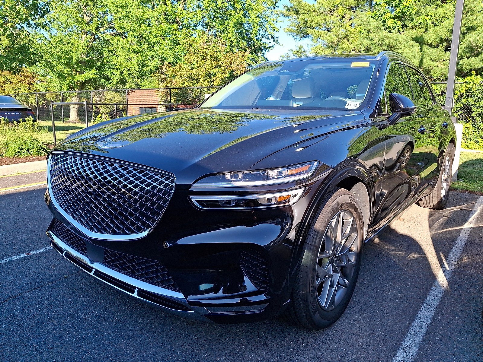 Certified 2025 Genesis GV70 2.5T w/ Select Package AWD/4WD image 8