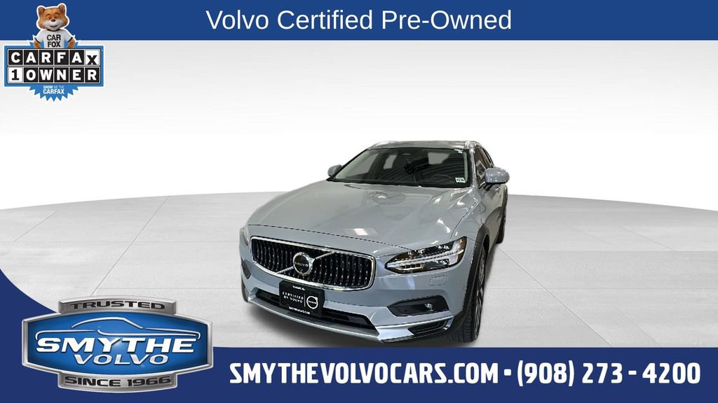 Certified 2025 Volvo V90 B6 Cross Country Ultra AWD/4WD image 1