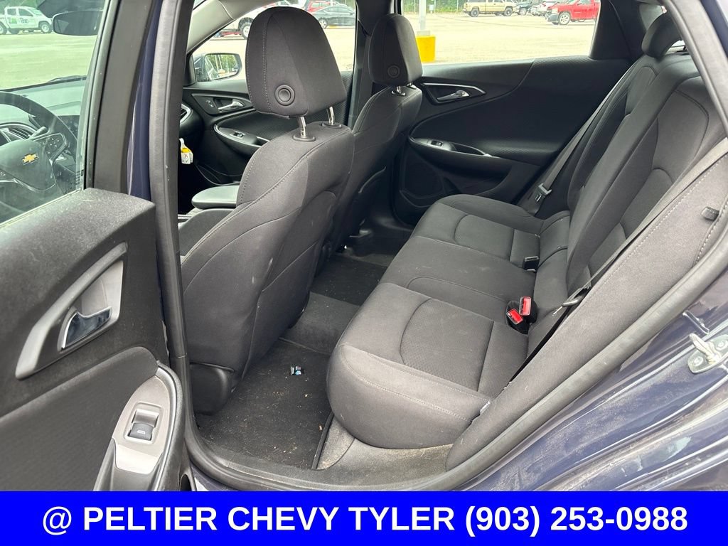 Used 2025 Chevrolet Malibu RS FWD image 19