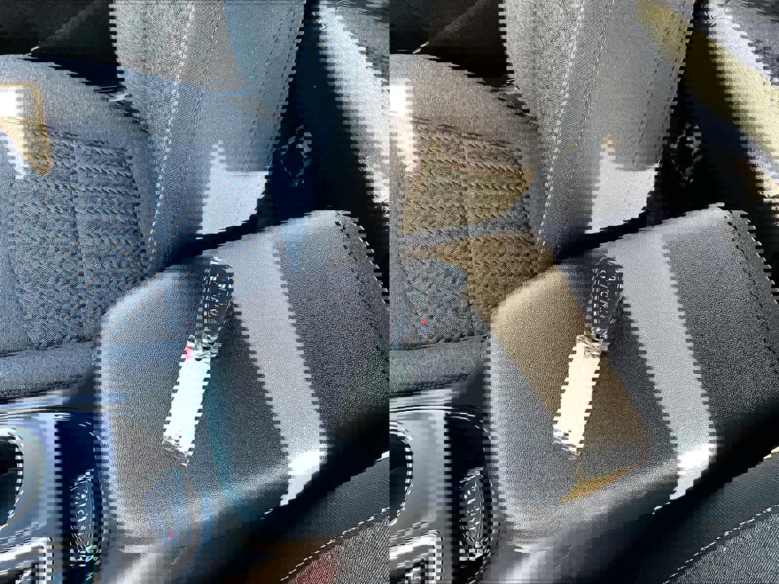 Used 2024 Chevrolet Equinox LT image 30