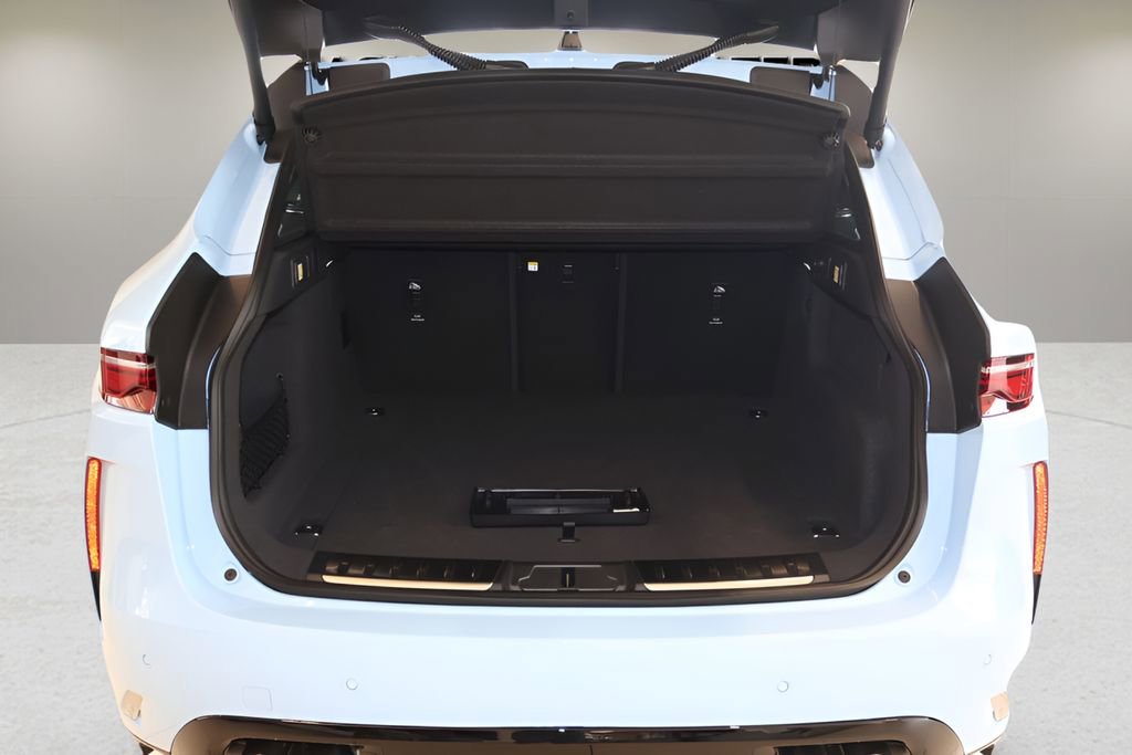 New 2026 Jaguar F-PACE SVR image 13