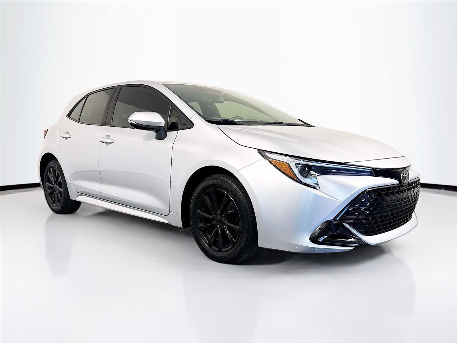 Used 2024 Toyota Corolla SE FWD image 30
