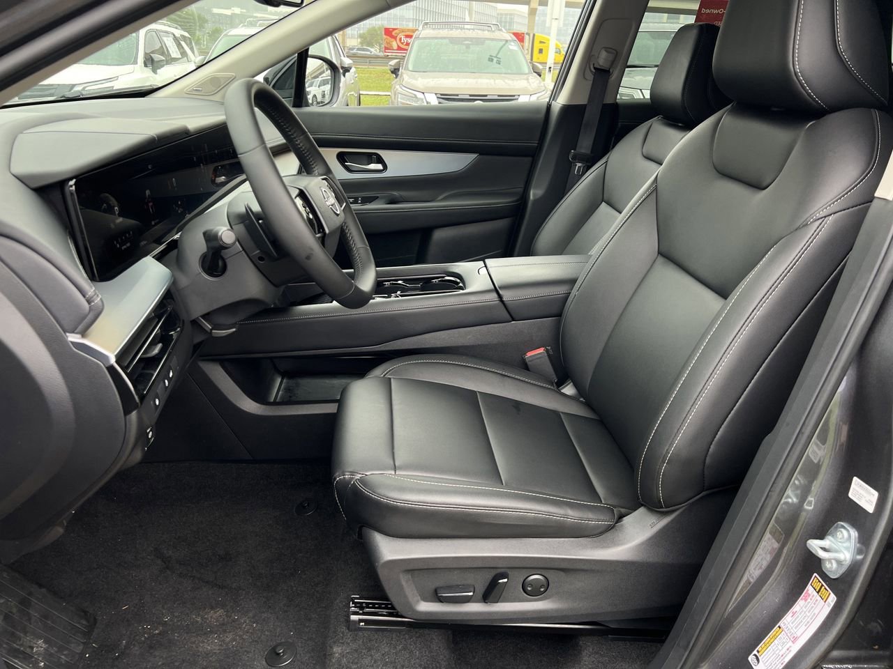 Certified 2025 Nissan Murano SL AWD/4WD image 22