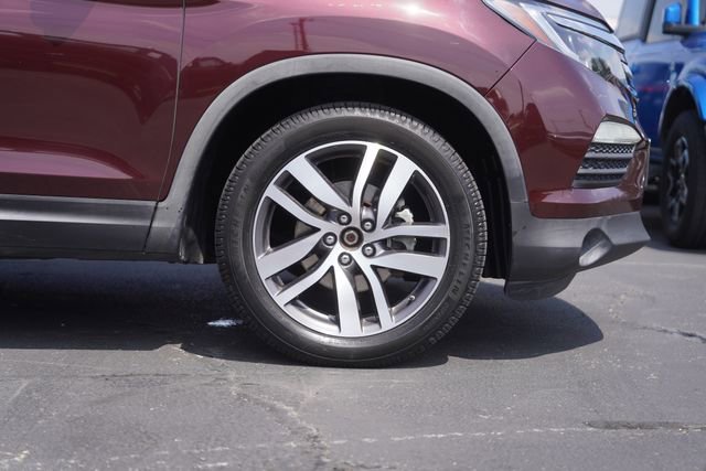 Used 2017 Honda Pilot Touring image 4