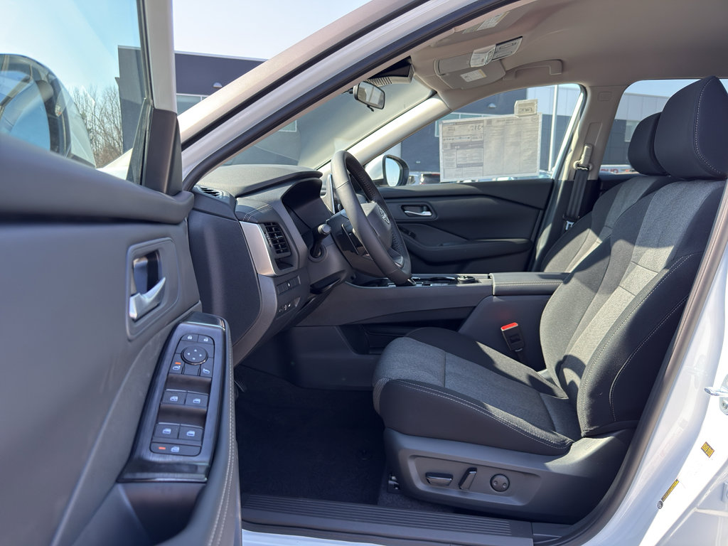 New 2026 Nissan Rogue SV image 11