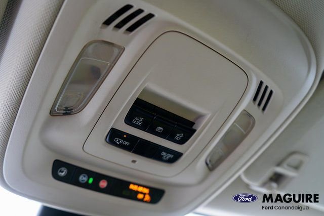 Used 2023 Buick Envision Essence w/ Sport Touring Package image 33