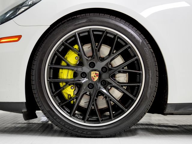 Used 2019 Porsche Panamera 4 AWD/4WD image 31