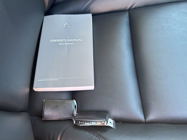 Used 2025 MAZDA MAZDA3 s image 17