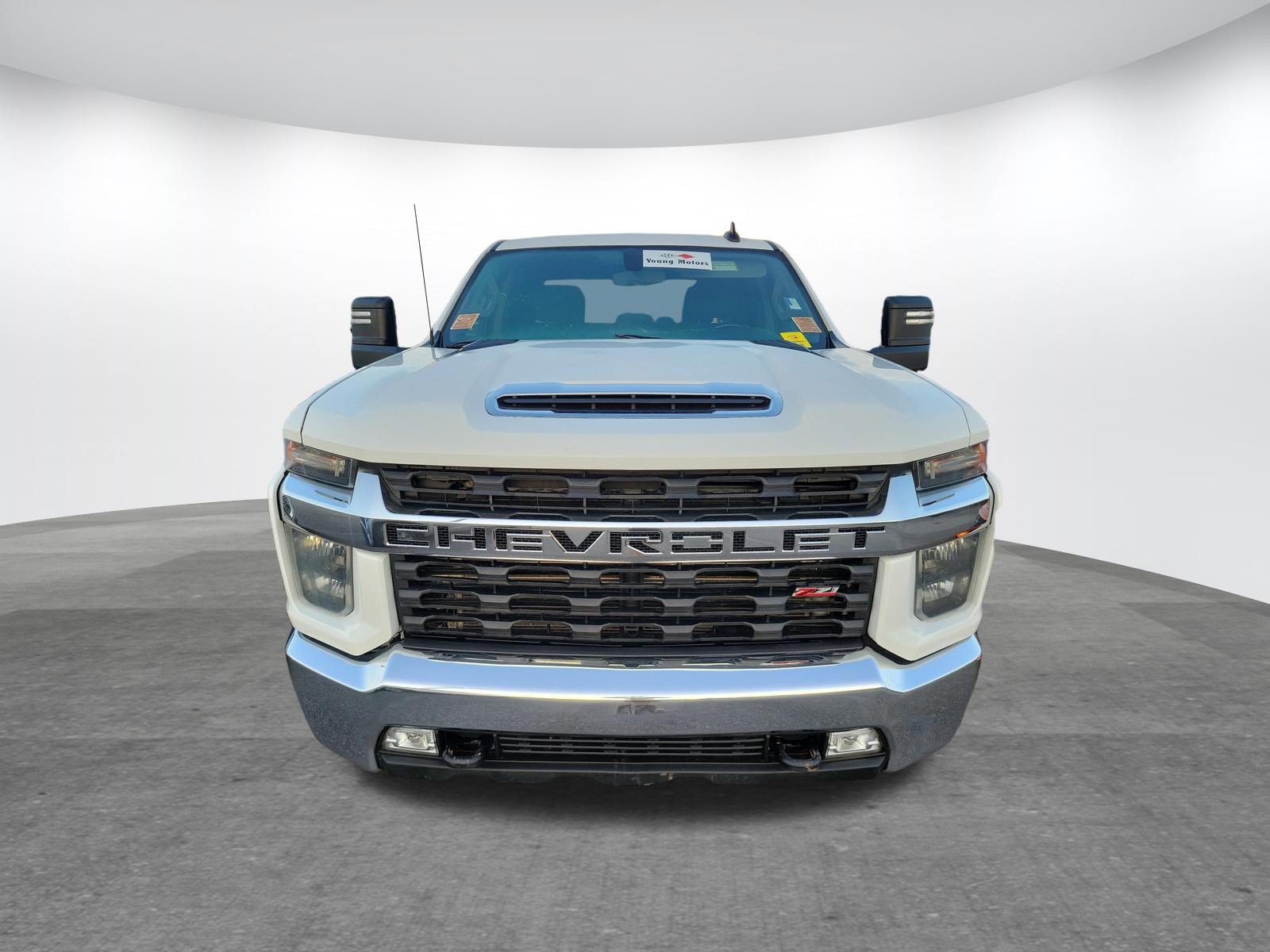 Used 2023 Chevrolet Silverado 2500 LT w/ Convenience Package AWD/4WD image 2