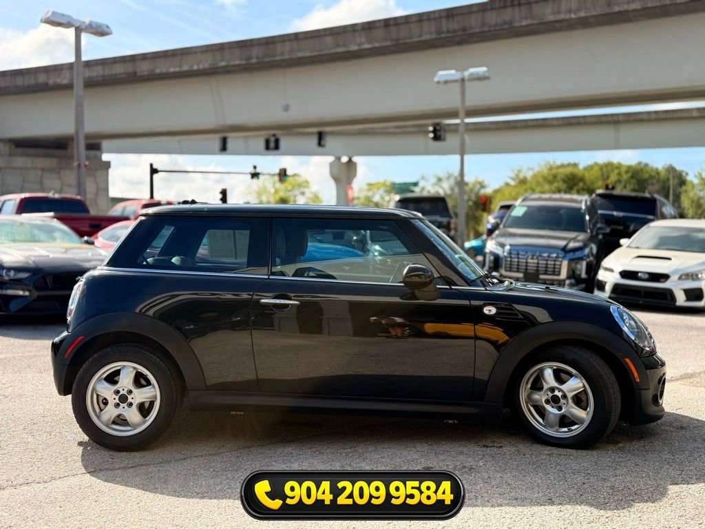 Used 2011 MINI Cooper Hardtop FWD image 11
