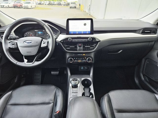 Used 2022 Ford Escape SEL AWD/4WD image 16