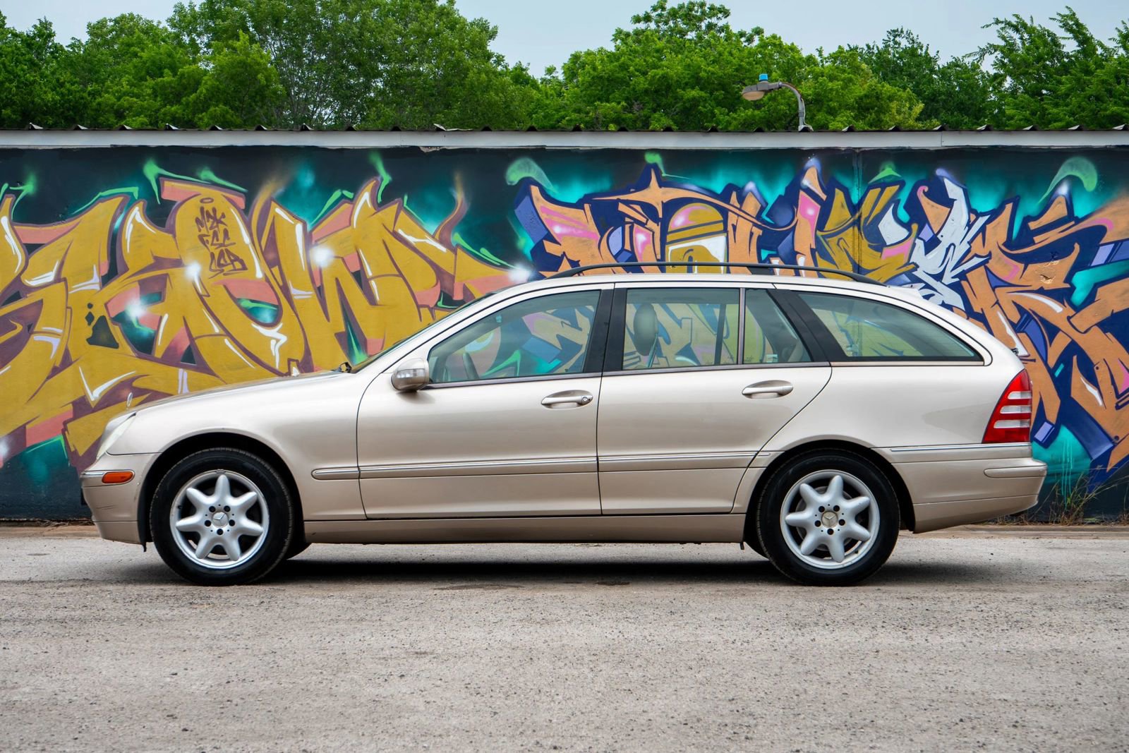 Used 2002 Mercedes-Benz C 320 Wagon image 9