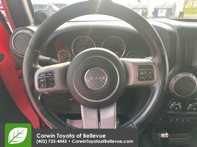 Used 2013 Jeep Wrangler Unlimited Sahara image 22