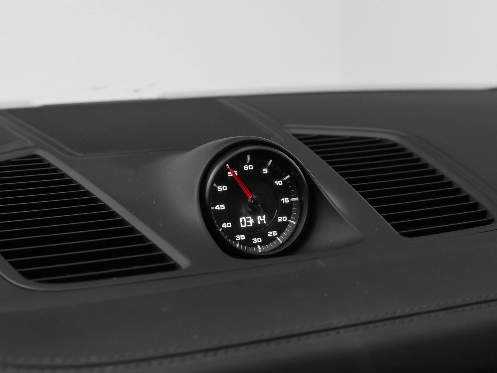 Certified 2021 Porsche Cayenne GTS AWD/4WD image 39