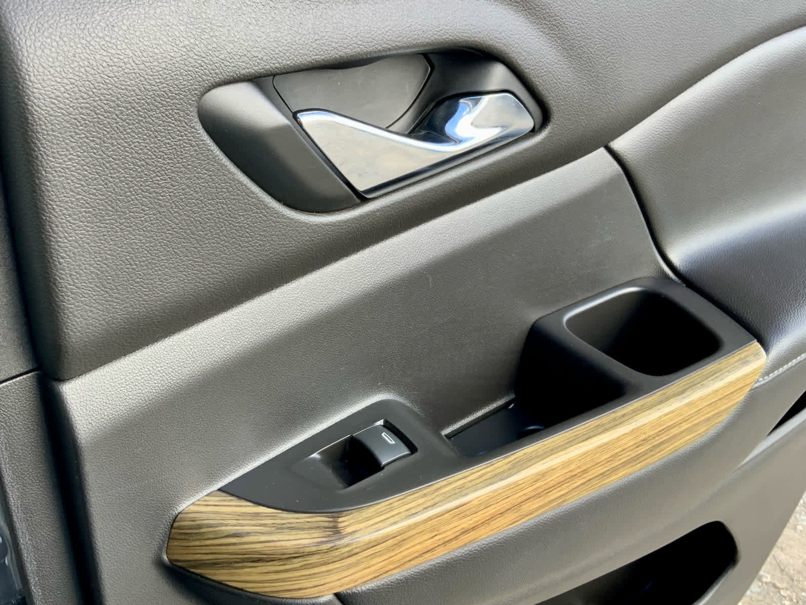 Used 2019 GMC Acadia Denali image 53