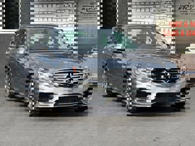 Used 2014 Mercedes-Benz E 350 Sedan w/ Premium 1 Package image 4