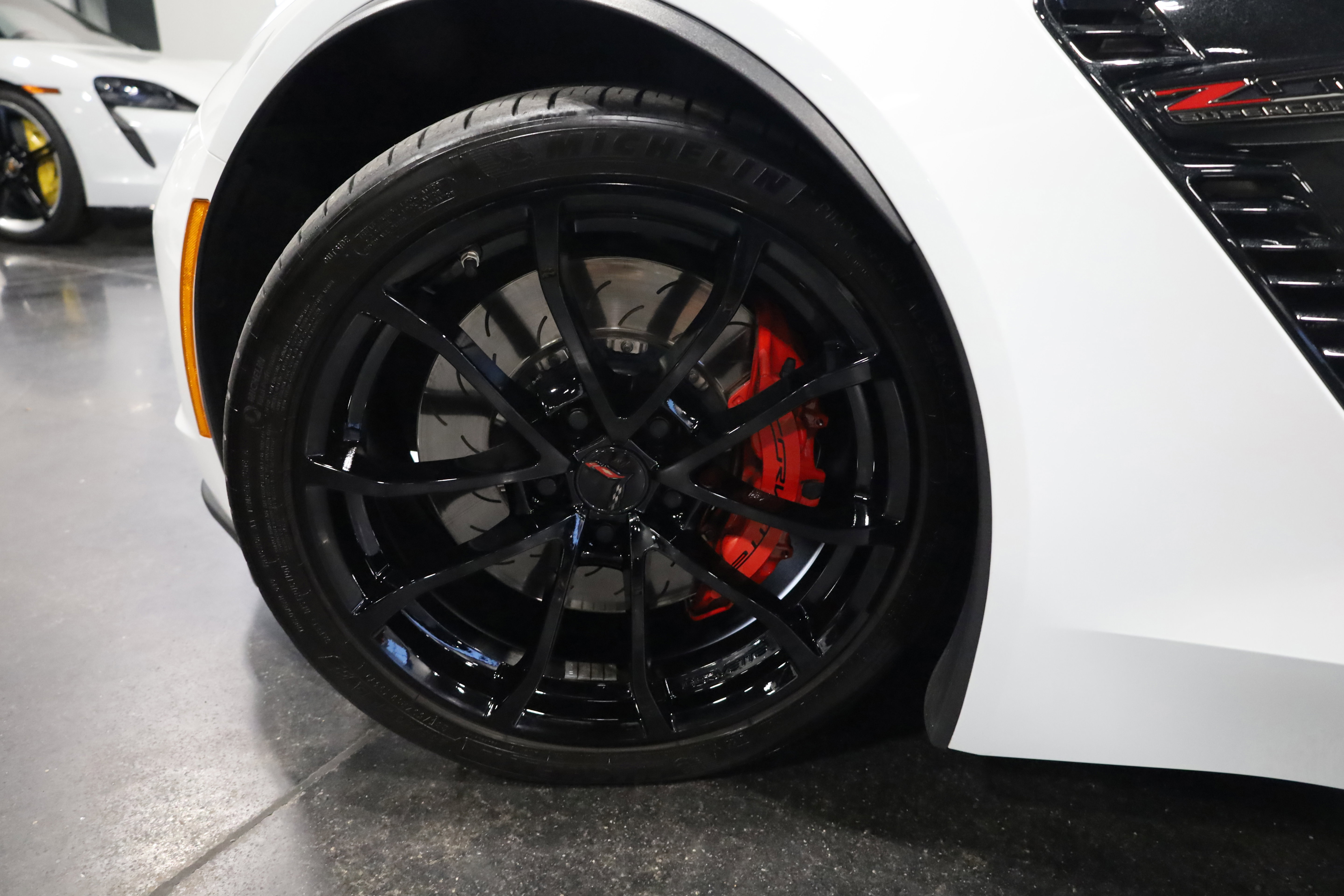 Used 2016 Chevrolet Corvette Z06 w/ 2LZ Preferred Equipment Group image 13