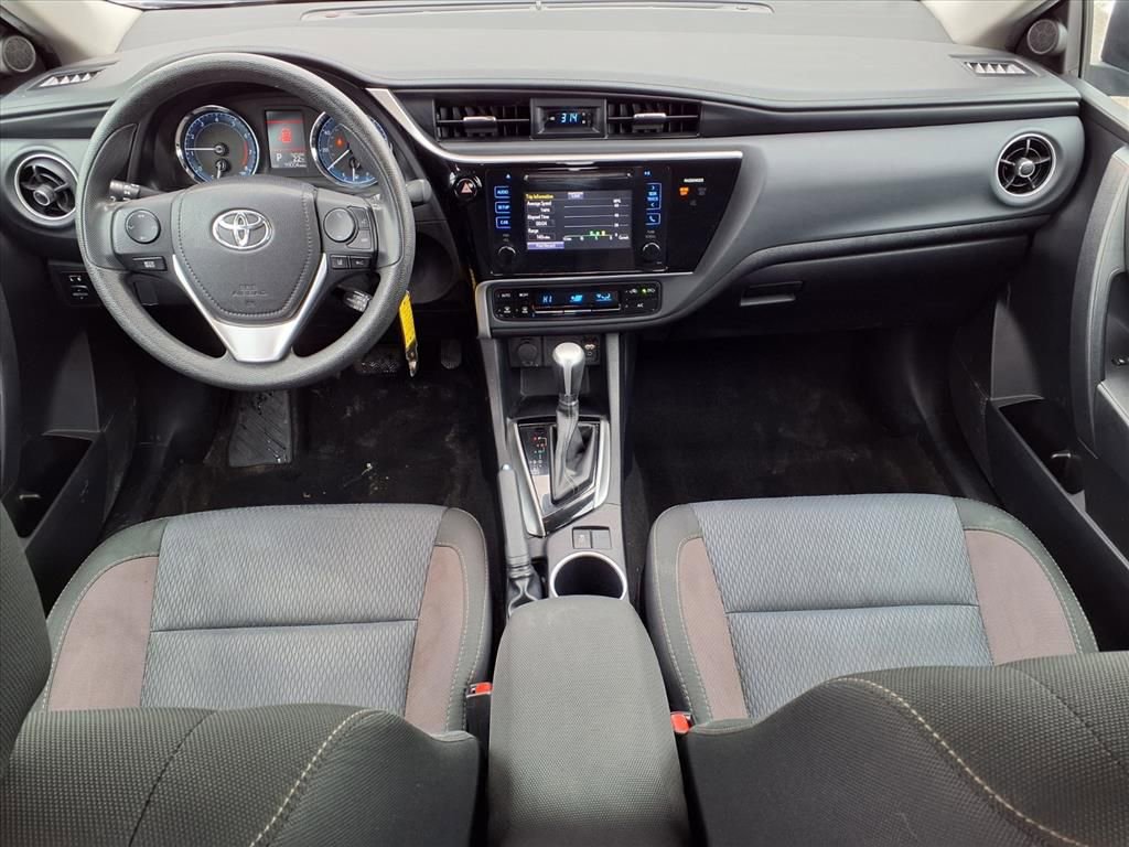 Used 2017 Toyota Corolla L image 11