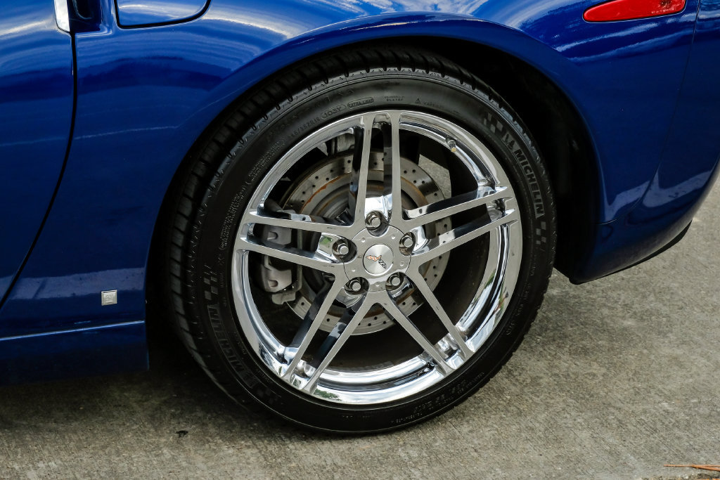 Used 2006 Chevrolet Corvette Convertible w/ Preferred Equipment Group RWD image 48
