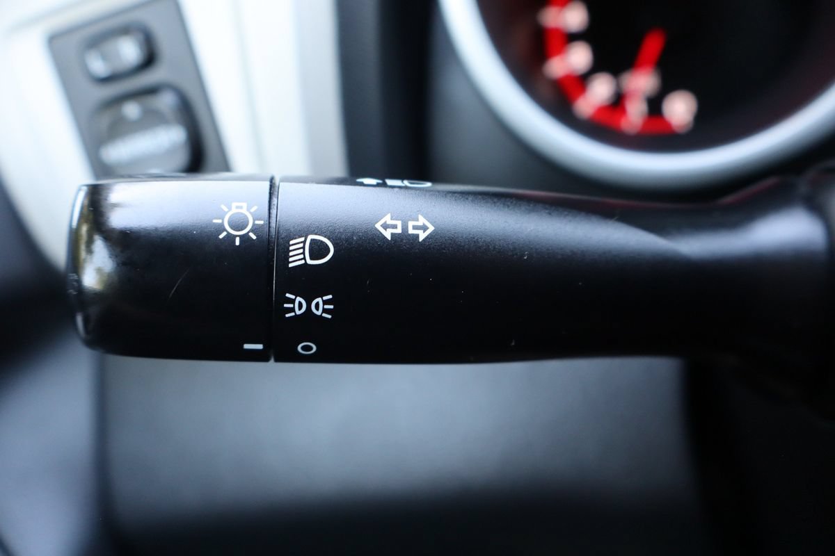 Used 2009 Toyota Matrix FWD image 29