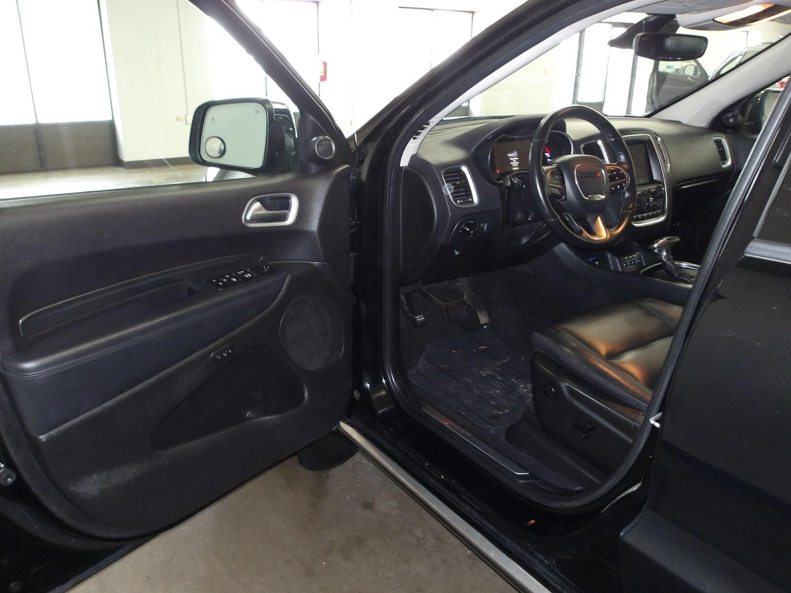 Used 2020 Dodge Durango Citadel w/ Technology Group AWD/4WD image 8