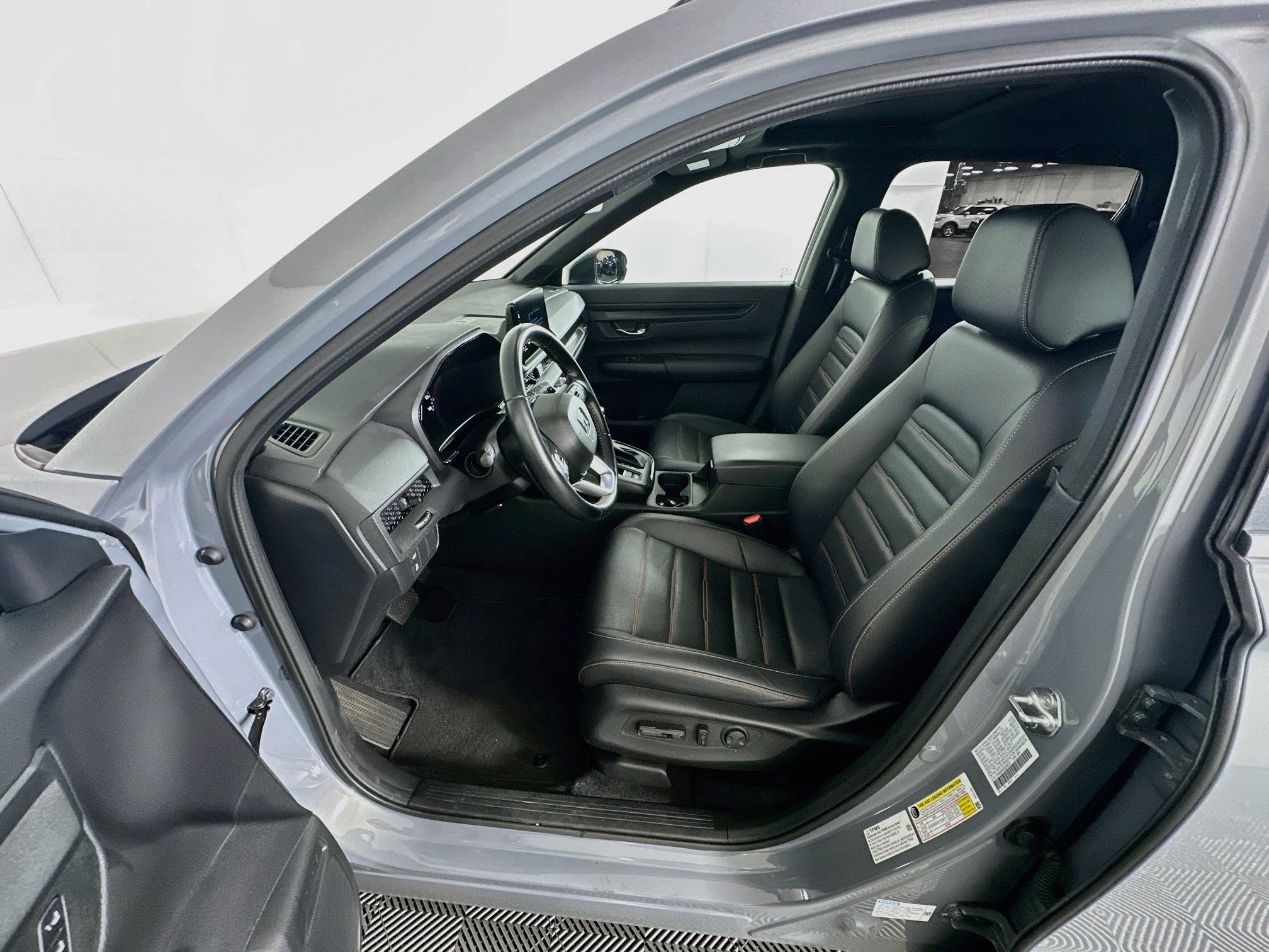 Used 2025 Honda CR-V Sport-L image 13