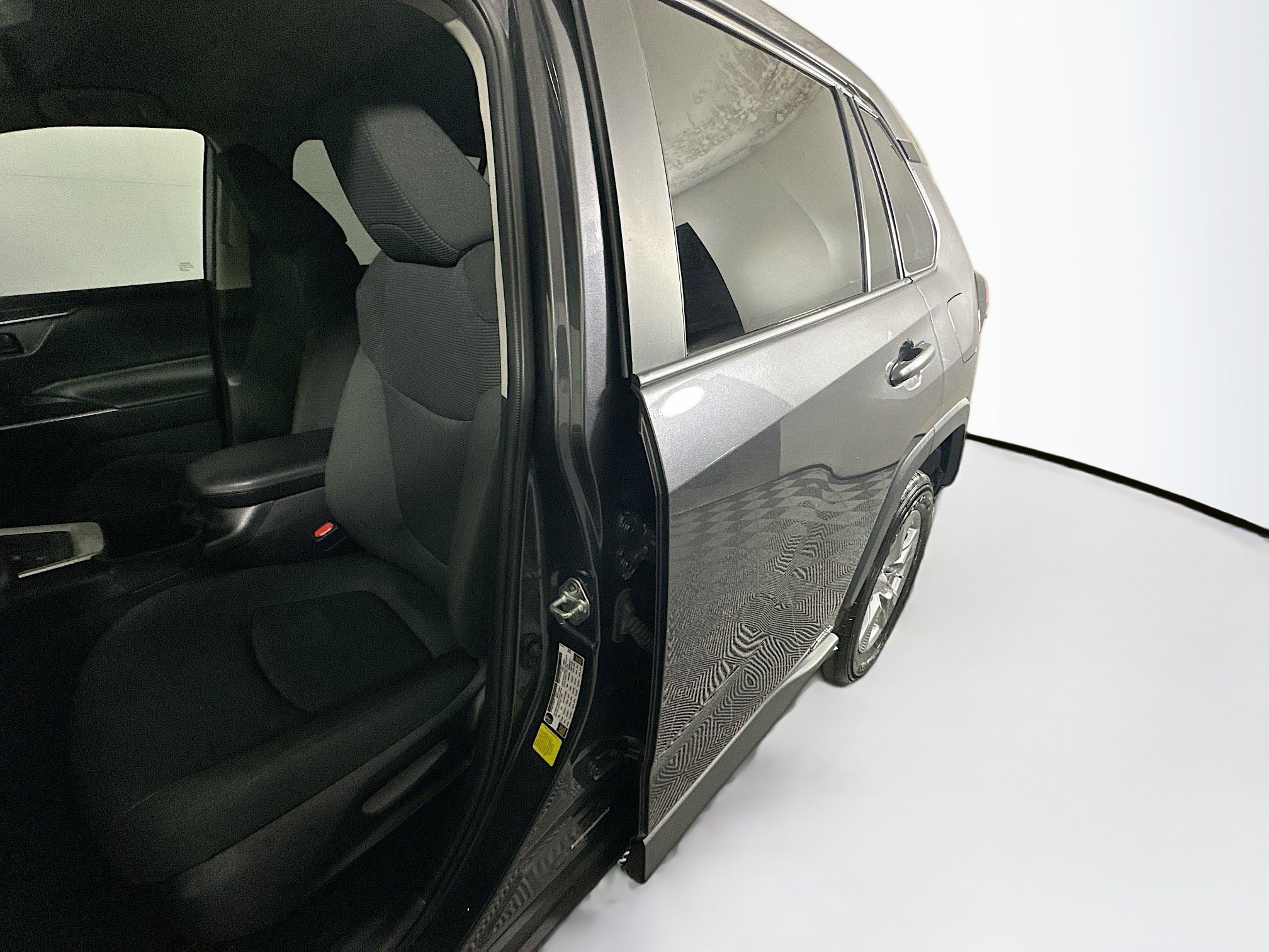 Used 2024 Toyota RAV4 LE AWD/4WD image 12