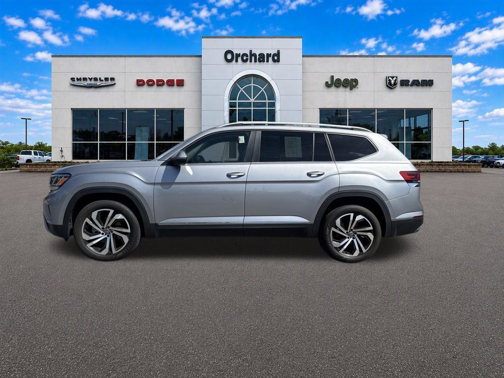 Used 2023 Volkswagen Atlas SEL AWD/4WD image 6