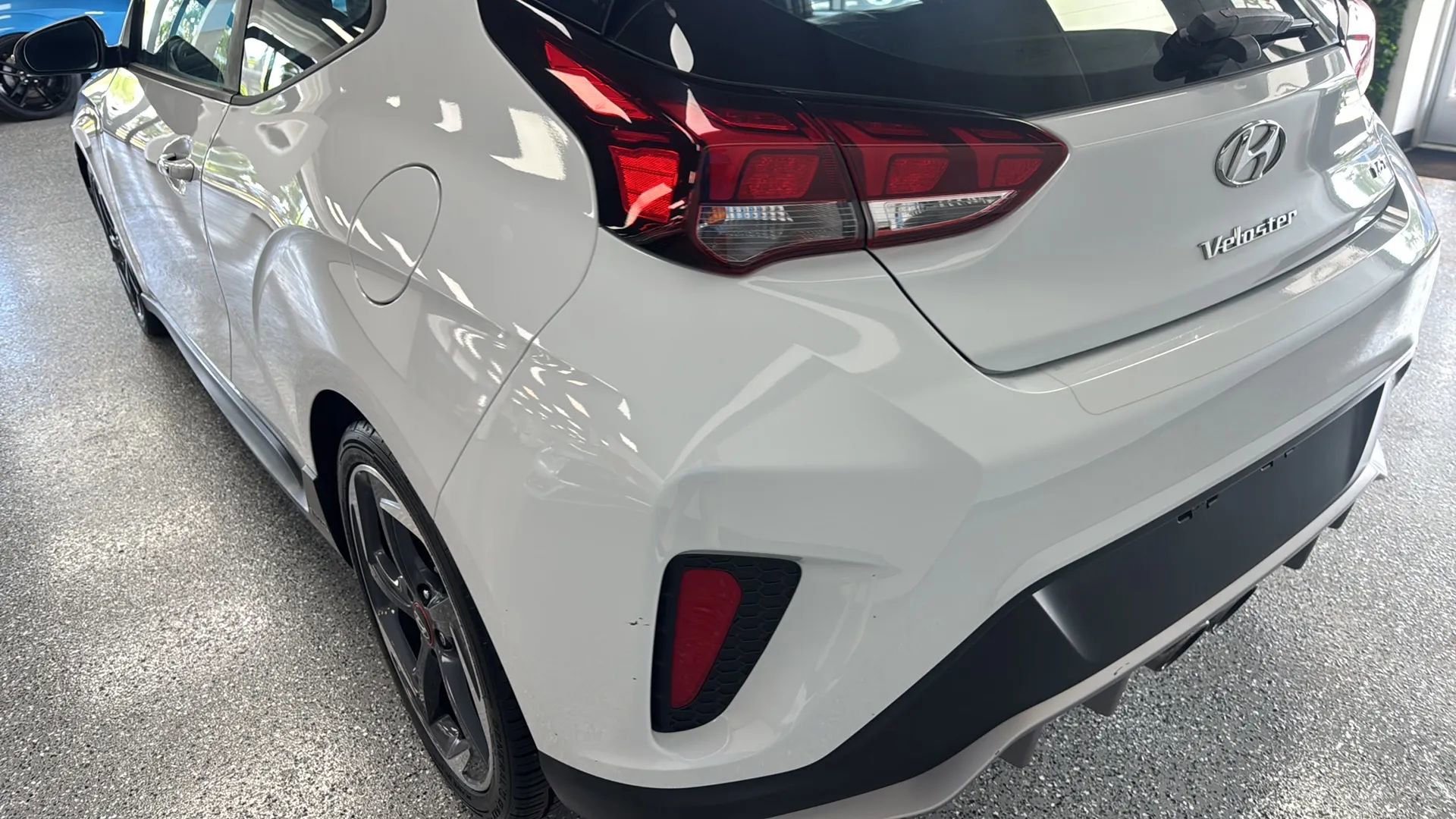 Used 2019 Hyundai Veloster Turbo FWD image 36