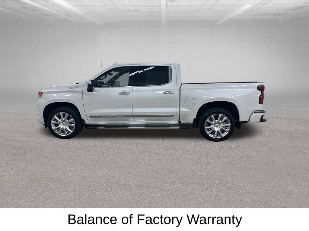 Used 2024 Chevrolet Silverado 1500 High Country w/ Technology Package AWD/4WD image 8