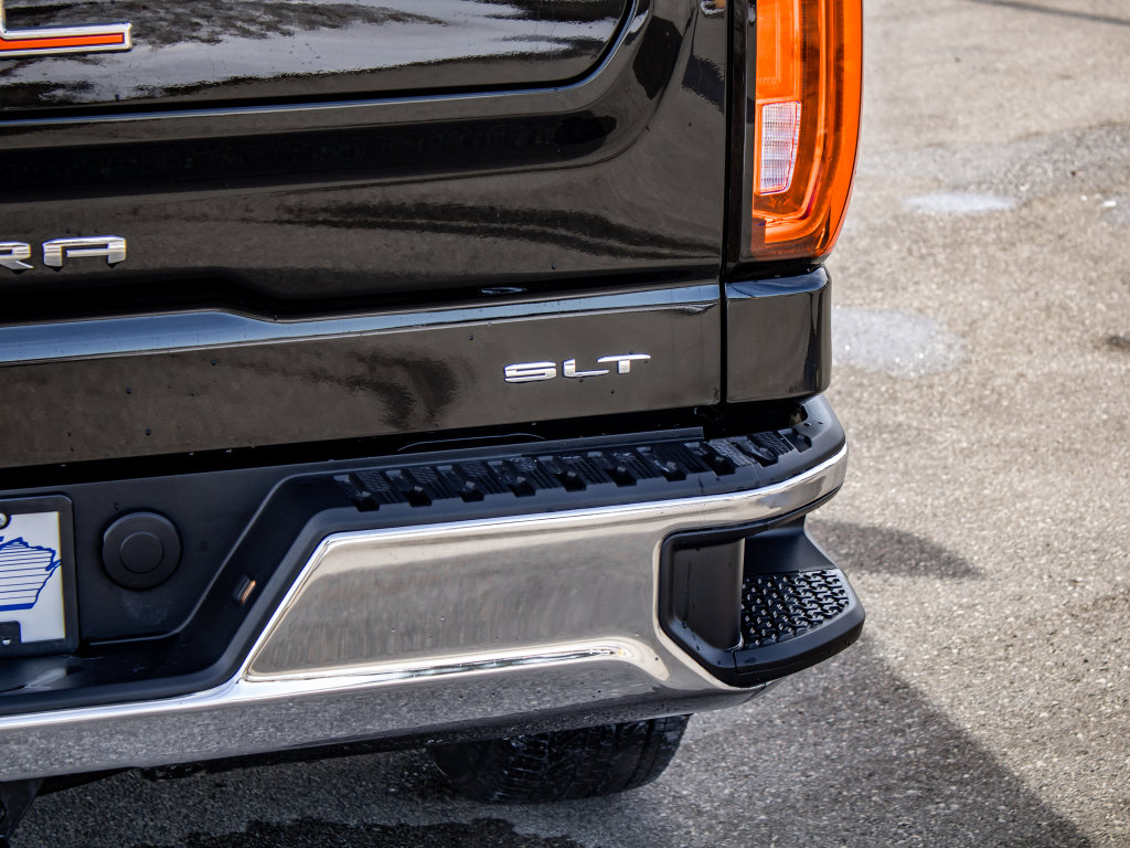 Used 2025 GMC Sierra 1500 SLT w/ SLT Premium Package image 12