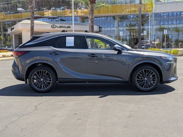 Used 2026 Lexus RX 350h w/ Convenience Package image 4
