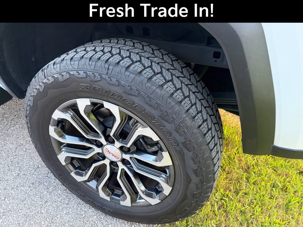 Used 2025 GMC Canyon Denali AWD/4WD image 6
