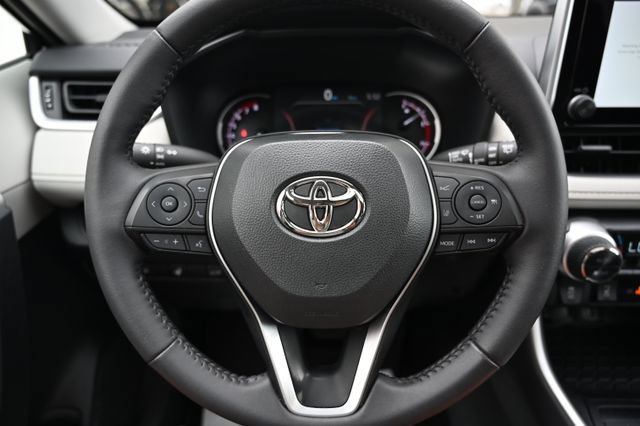 Used 2024 Toyota RAV4 XLE w/ Convenience Package AWD/4WD image 22