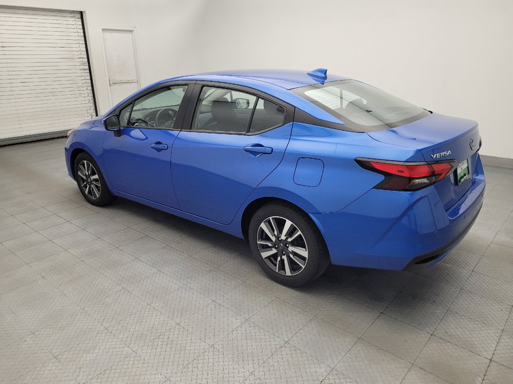 Used 2024 Nissan Versa SV FWD image 3