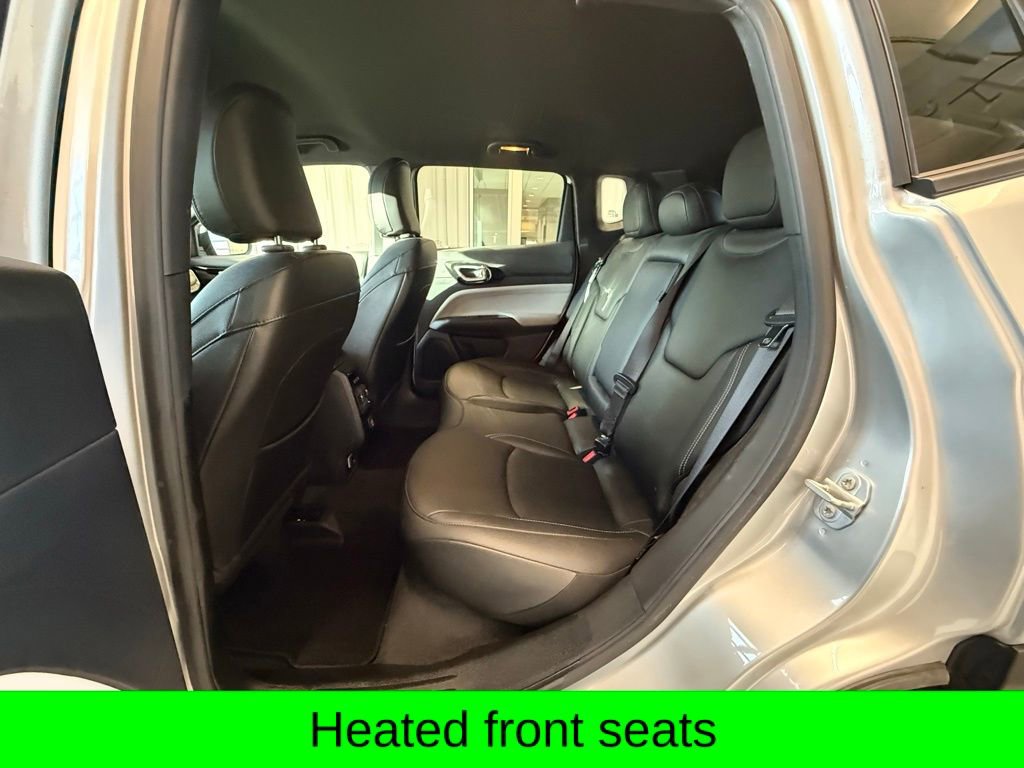 Used 2025 Jeep Compass Limited image 14