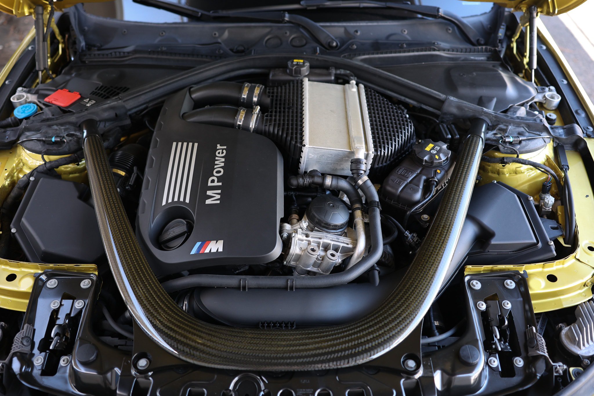 Used 2020 BMW M4 Coupe w/ Competition Package RWD image 22