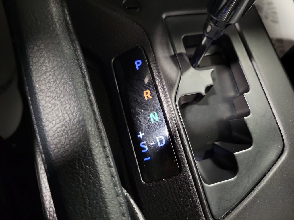 Used 2018 Toyota RAV4 LE image 15