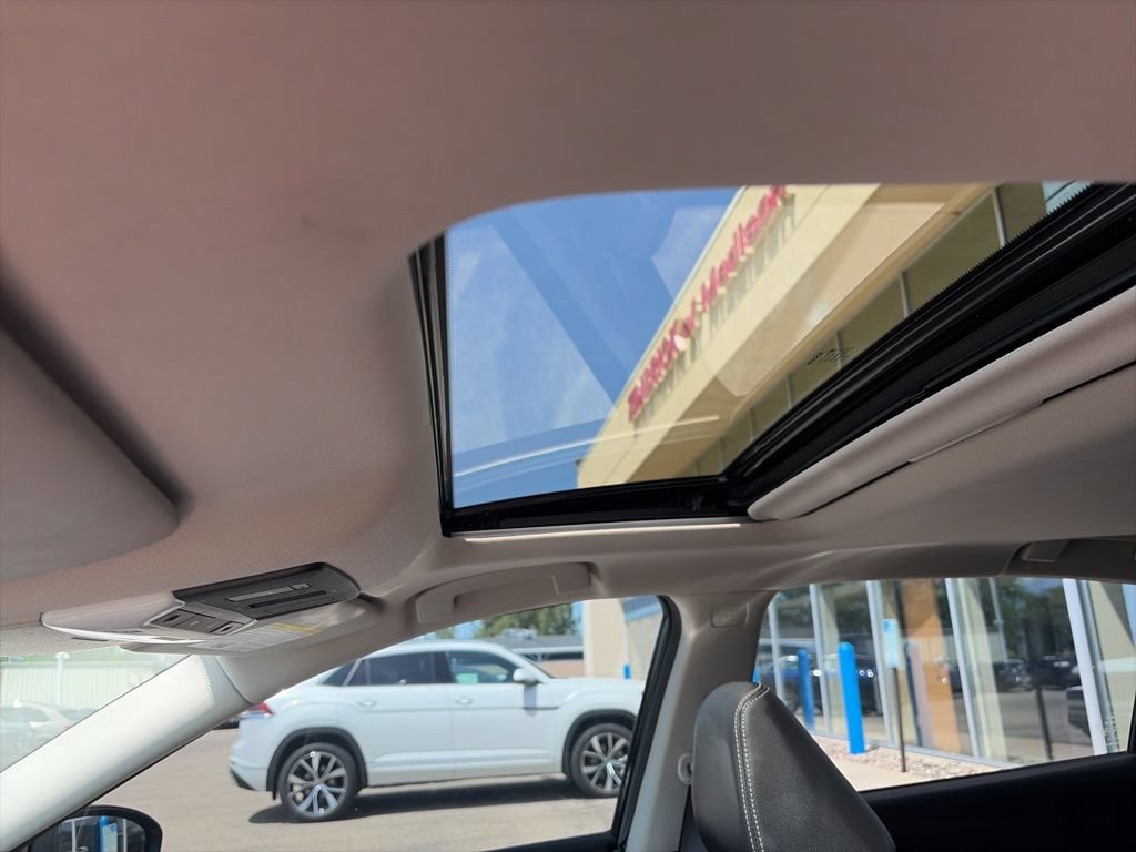 Used 2020 Nissan Altima 2.5 SL FWD image 13