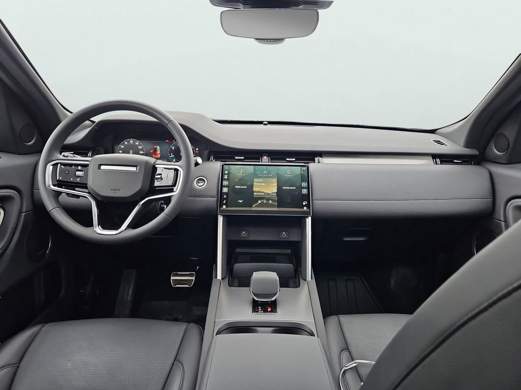 Used 2024 Land Rover Discovery Sport Dynamic SE image 11