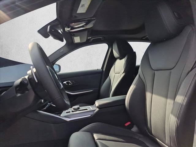 New 2026 BMW 330i xDrive Sedan w/ M Sport Package AWD/4WD image 4