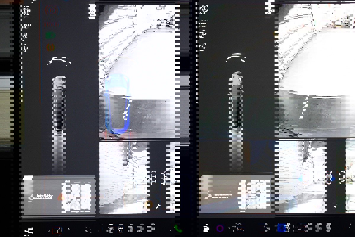 Used 2022 Tesla Model 3 Standard Range image 25