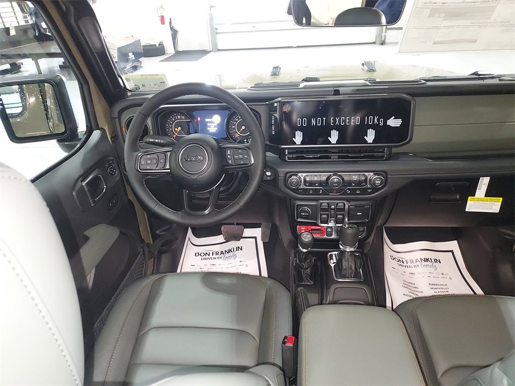 New 2026 Jeep Gladiator Mojave image 15