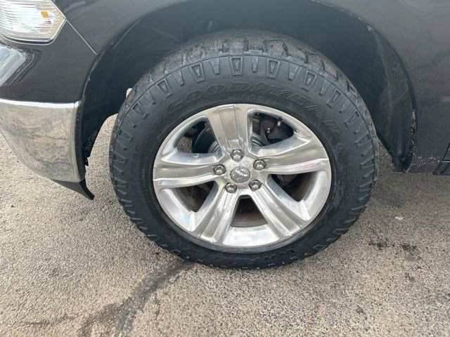 Used 2017 RAM 1500 Classic SLT w/ SLT Plus D￩cor Group image 43