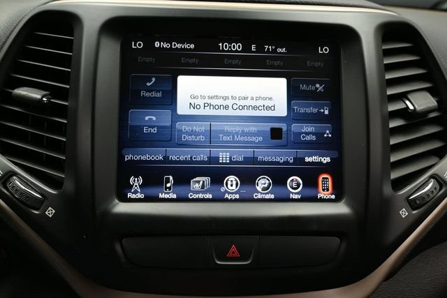 Certified 2017 Jeep Cherokee High Altitude AWD/4WD image 39
